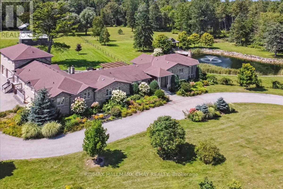 Detached at 21940 MCCOWAN ROAD, East Gwillimbury