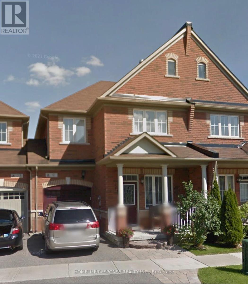 Townhouse at 9 AUBERGINE STREET, Richmond Hill (Oak Ridges Lake Wilcox)