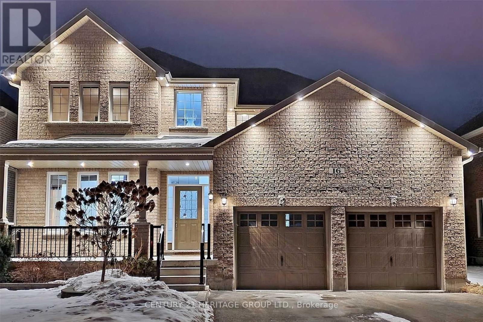 Detached at 16 TIM JACOBS DRIVE, Georgina (Keswick South)