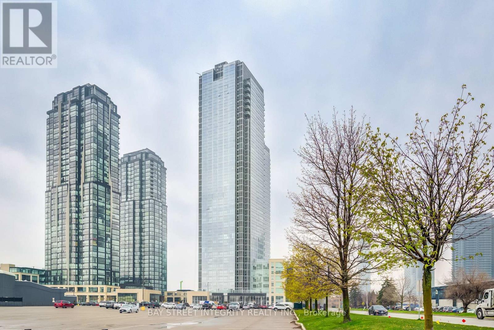 Apartment at 3404 - 2908 HIGHWAY 7 ROAD, Vaughan (Concord)