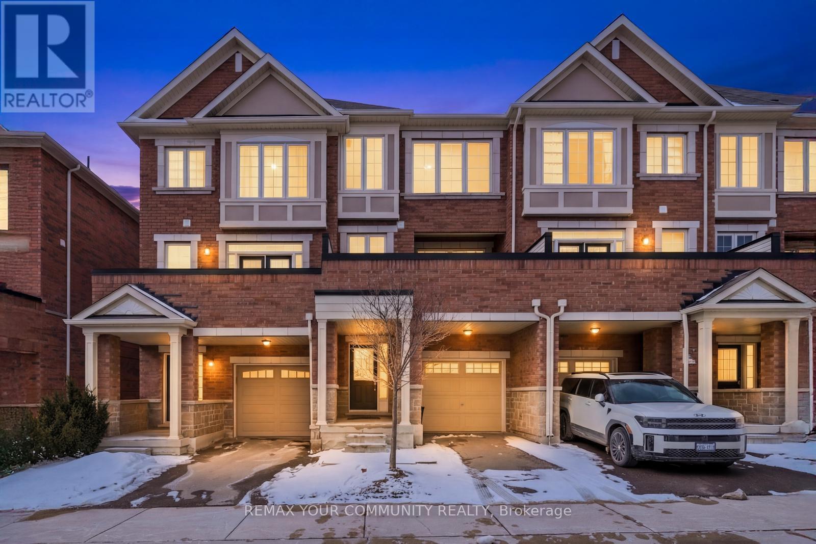 Townhouse at 41 TORAH GATE, Vaughan (Patterson)