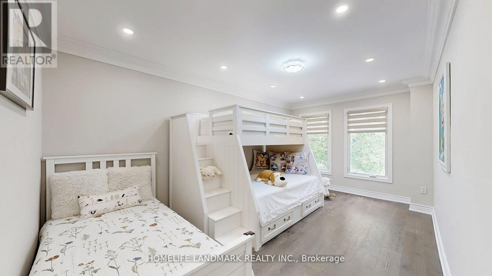 Detached at 16 CRESCENTVIEW ROAD, Richmond Hill