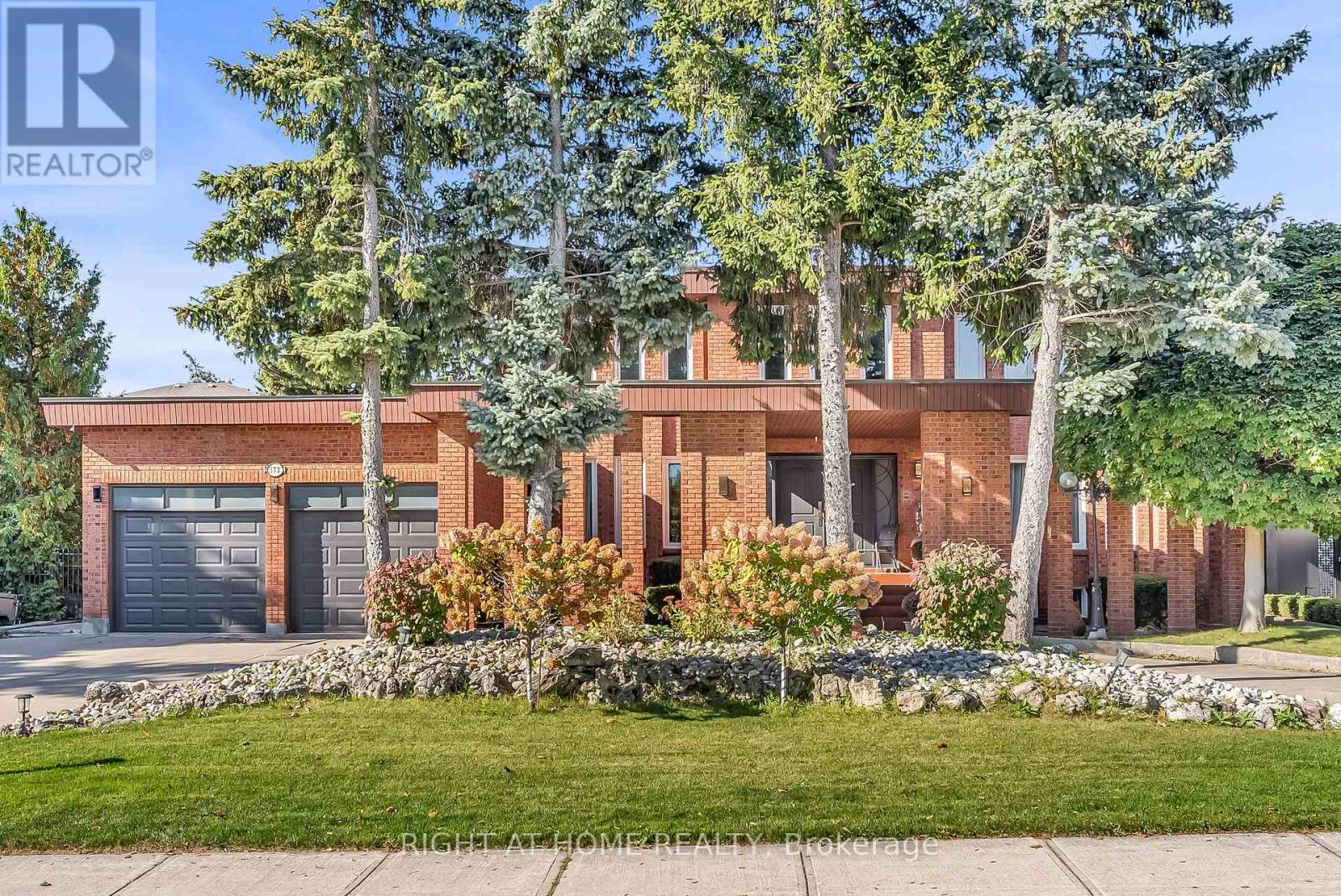 Detached at 373 FIRGLEN RIDGE, Vaughan (Islington Woods)