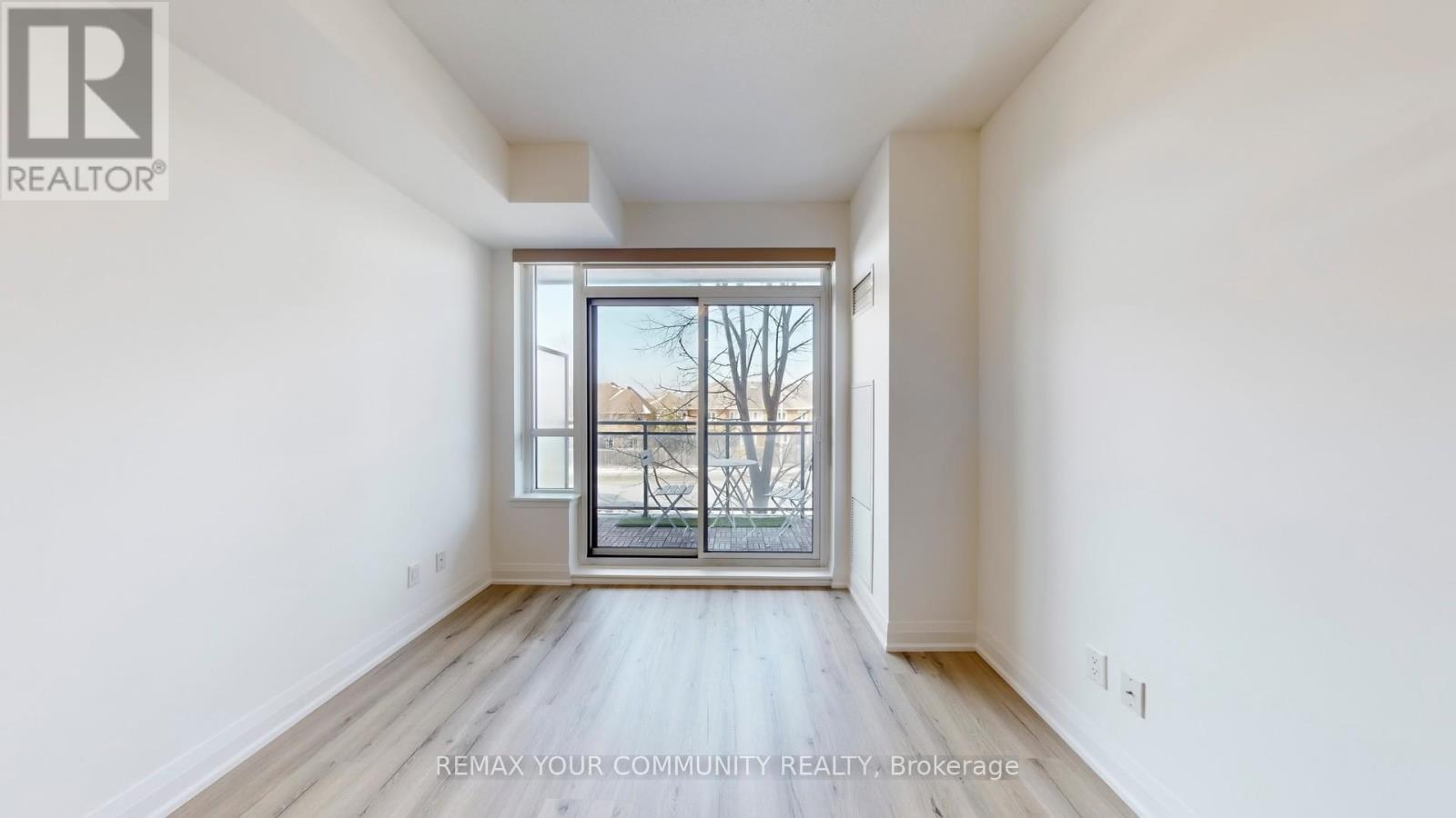 Apartment at 212 - 95 NORTH PARK ROAD, Vaughan (Beverley Glen)