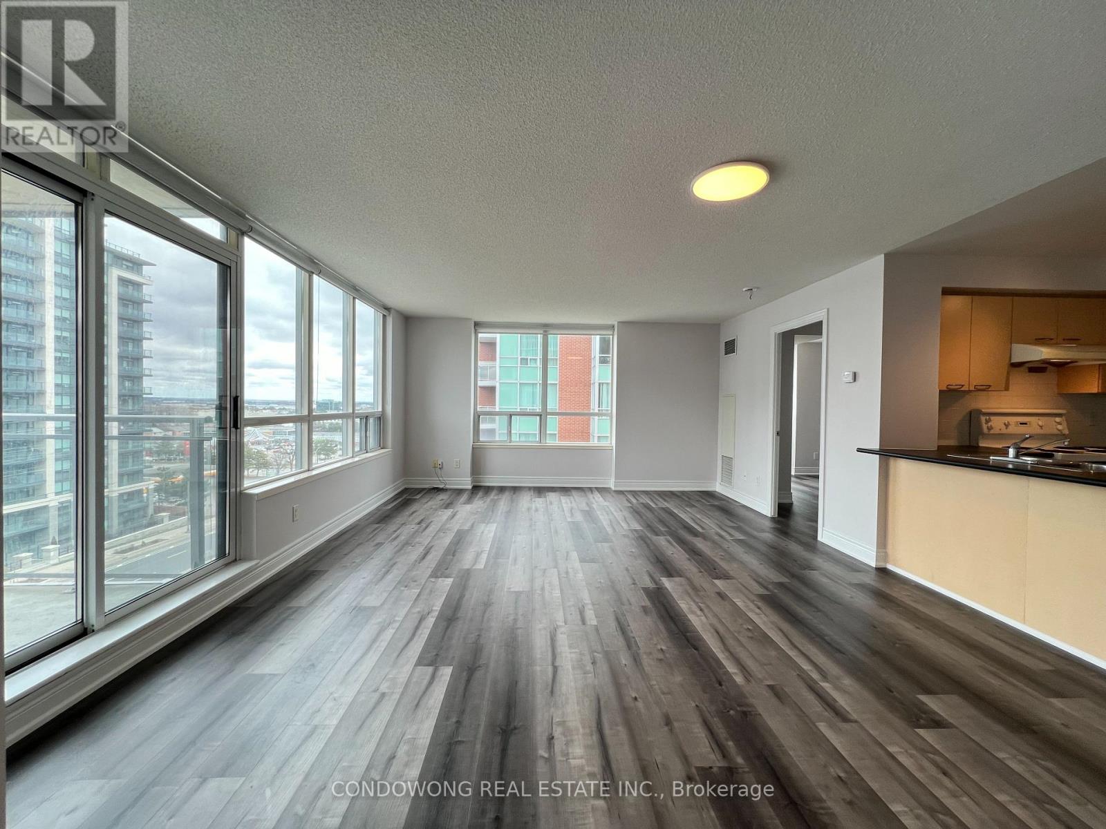Apartment at 918 - 48 SUNCREST BOULEVARD, Markham (Commerce Valley)