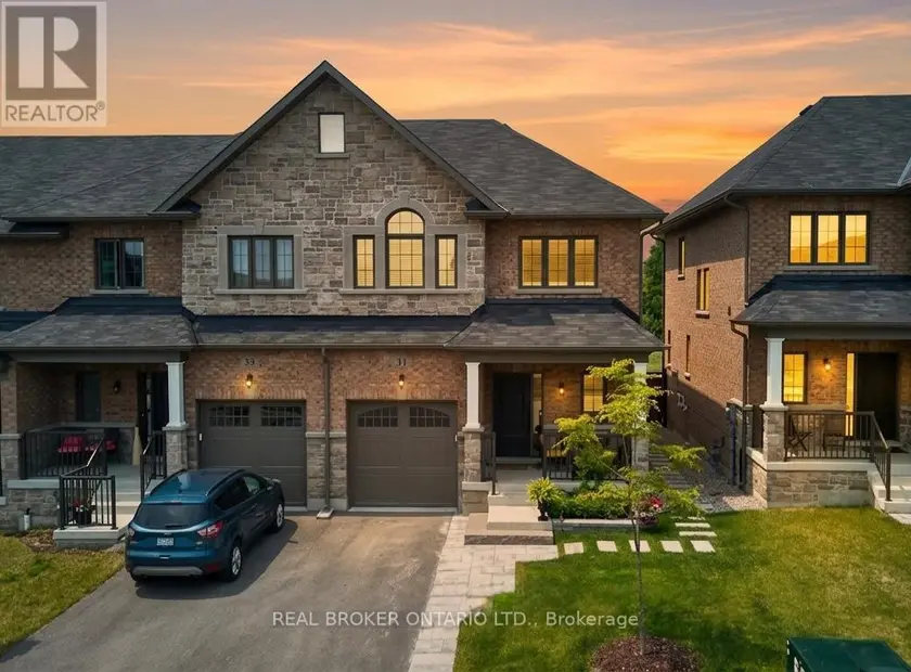 Townhouse at 31 GORD MATTHEWS WAY, Uxbridge