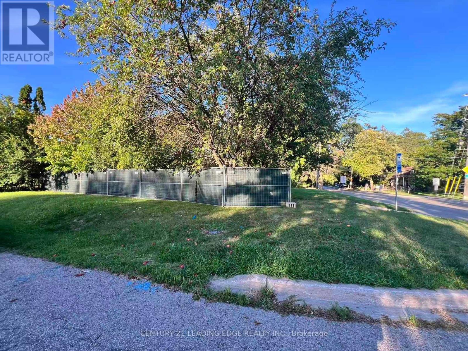 Detached at 329 MILL STREET, Richmond Hill
