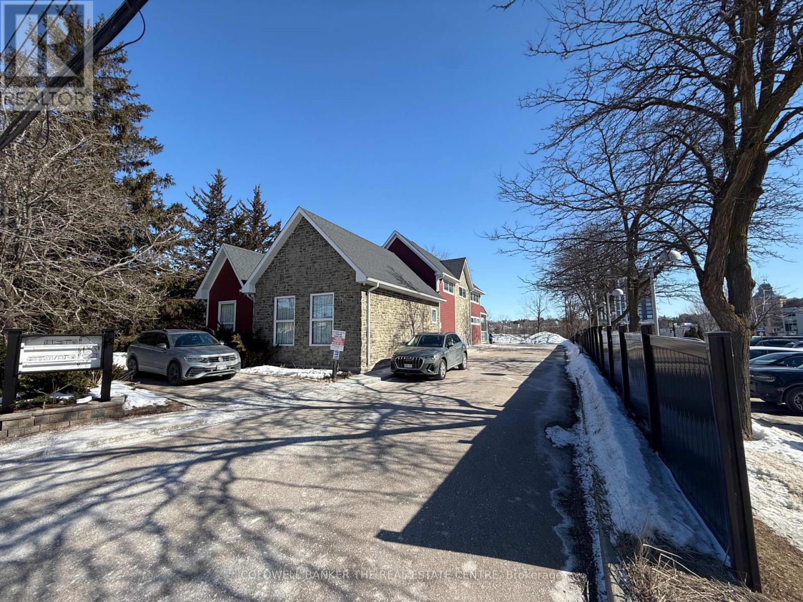 Other at 23 BOLTON AVENUE, Newmarket (Huron Heights-Leslie Valley)