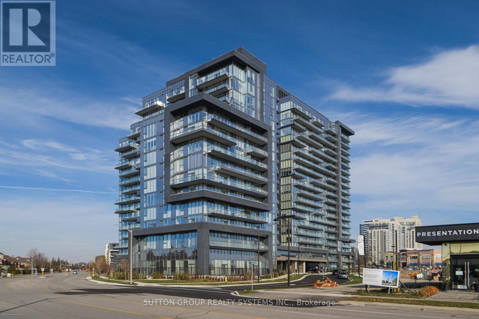 Apartment at 1704 - 10 GATINEAU DRIVE, Vaughan (Beverley Glen)