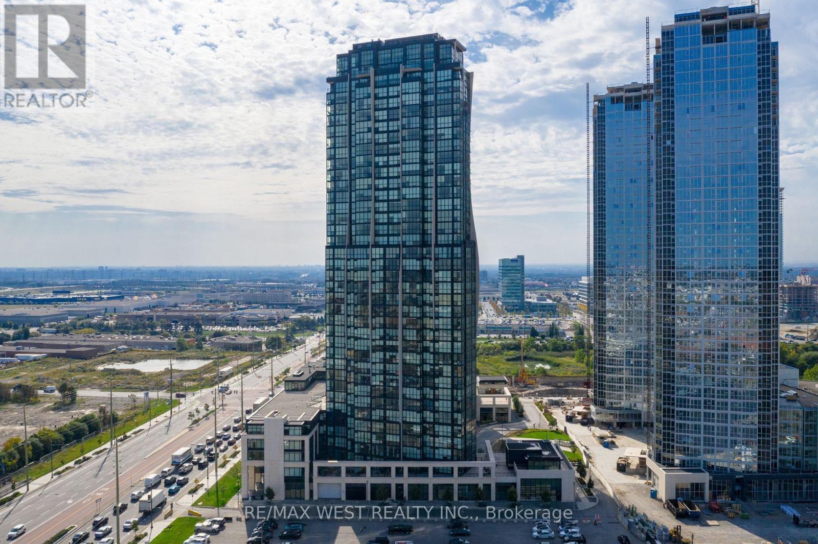 Apartment at 2303 - 2910 HIGHWAY 7 ROAD, Vaughan (Concord)