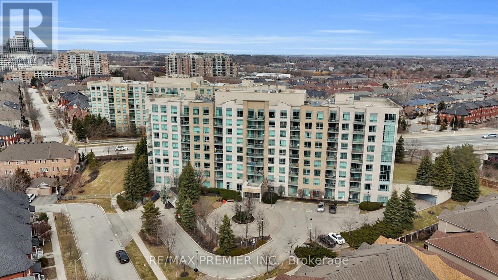 Apartment at 220 - 51 BAFFIN COURT, Richmond Hill (Langstaff)