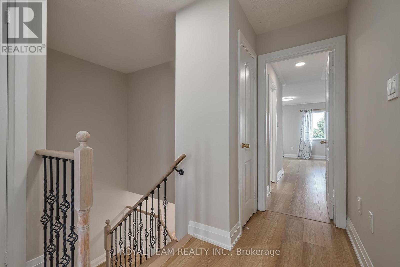 Townhouse at 11 JARRETT COURT, Vaughan
