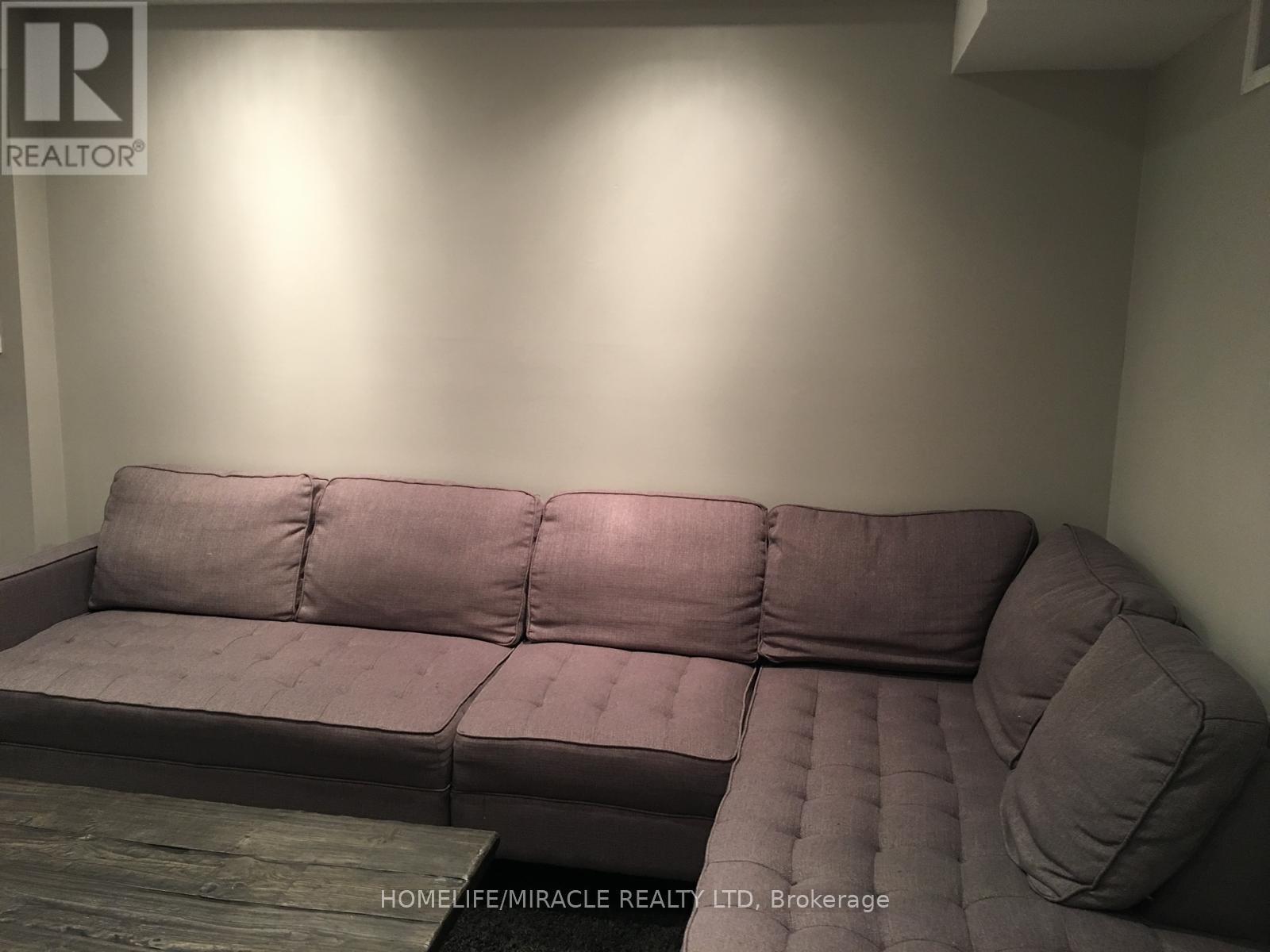 Semi-Detached/Link at 191 PETTICOAT ROAD, Vaughan