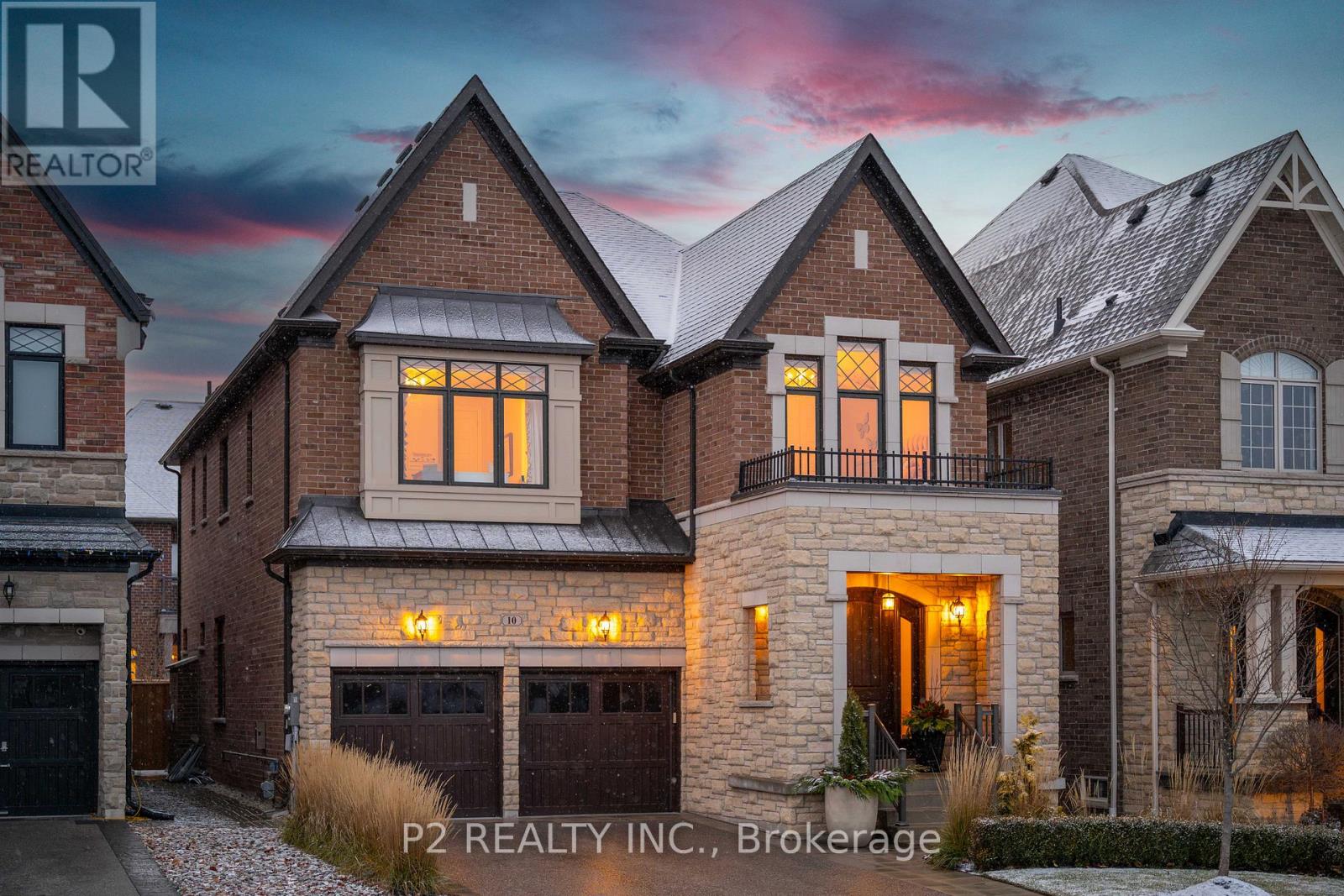 Detached at 10 KING BOULEVARD, King (King City)