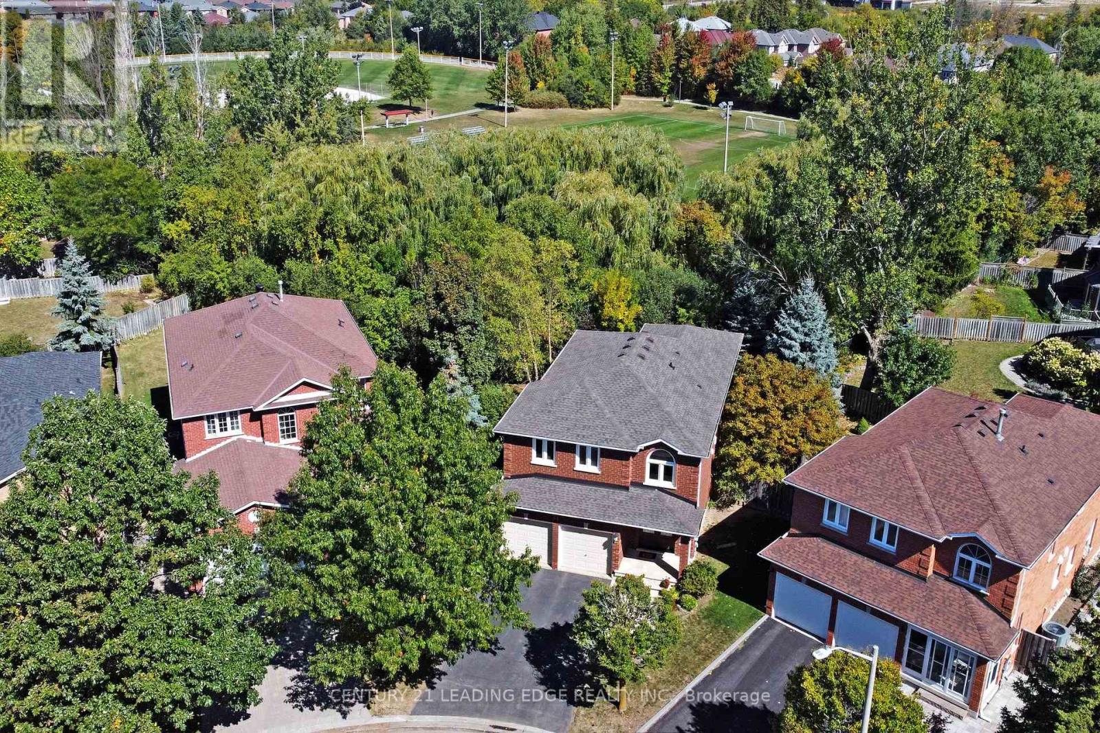 Detached at 34 PANDORA COURT, Richmond Hill (Devonsleigh)