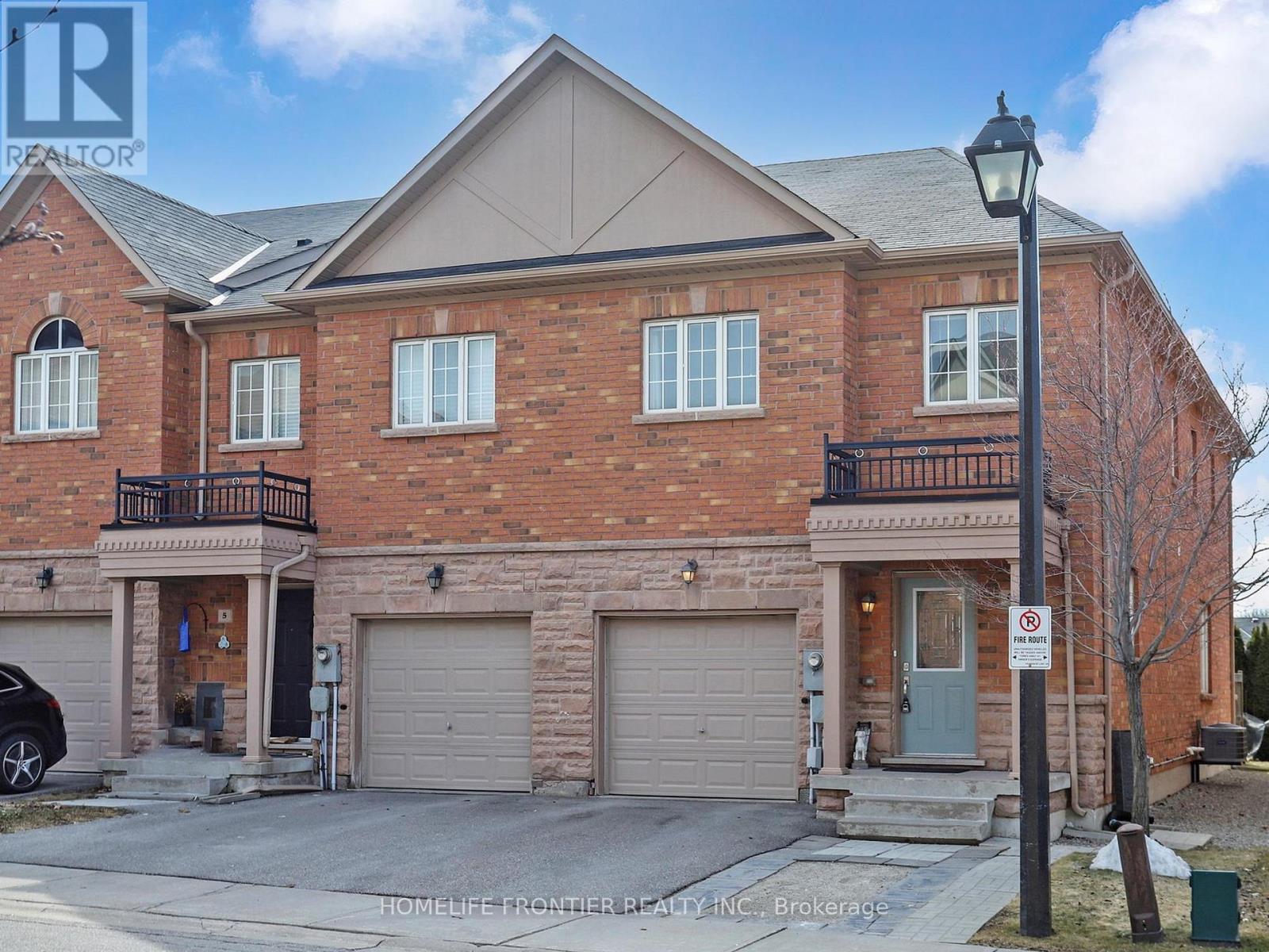 Townhouse at 6 - 8777 DUFFERIN STREET, Vaughan (Patterson)