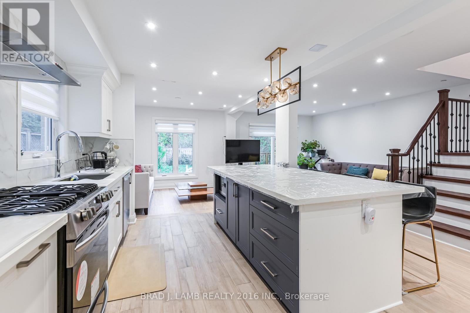 Detached at BED 1 - 54 CAMPBELL AVENUE, Vaughan (Crestwood-Springfarm-Yorkhill)