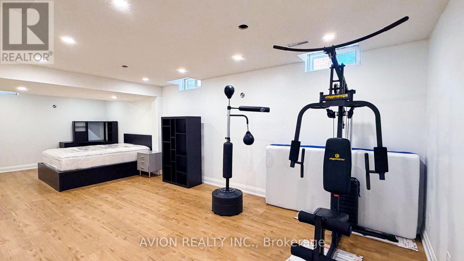 Detached at LOWER - 2 BUTE COURT, Vaughan (Maple)