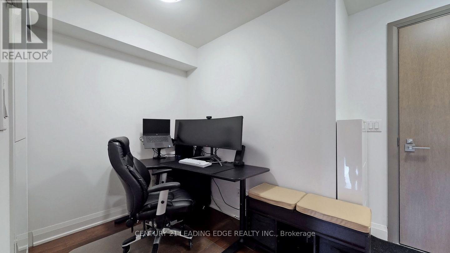 Apartment at 727 - 18 UPTOWN DRIVE, Markham