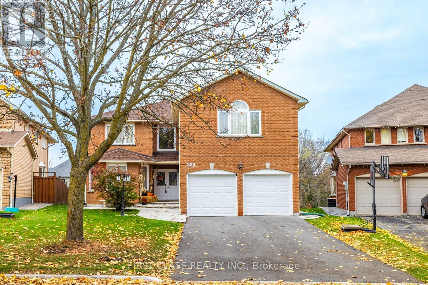 Detached at 220 TIMPSON DRIVE, Aurora (Aurora Highlands)