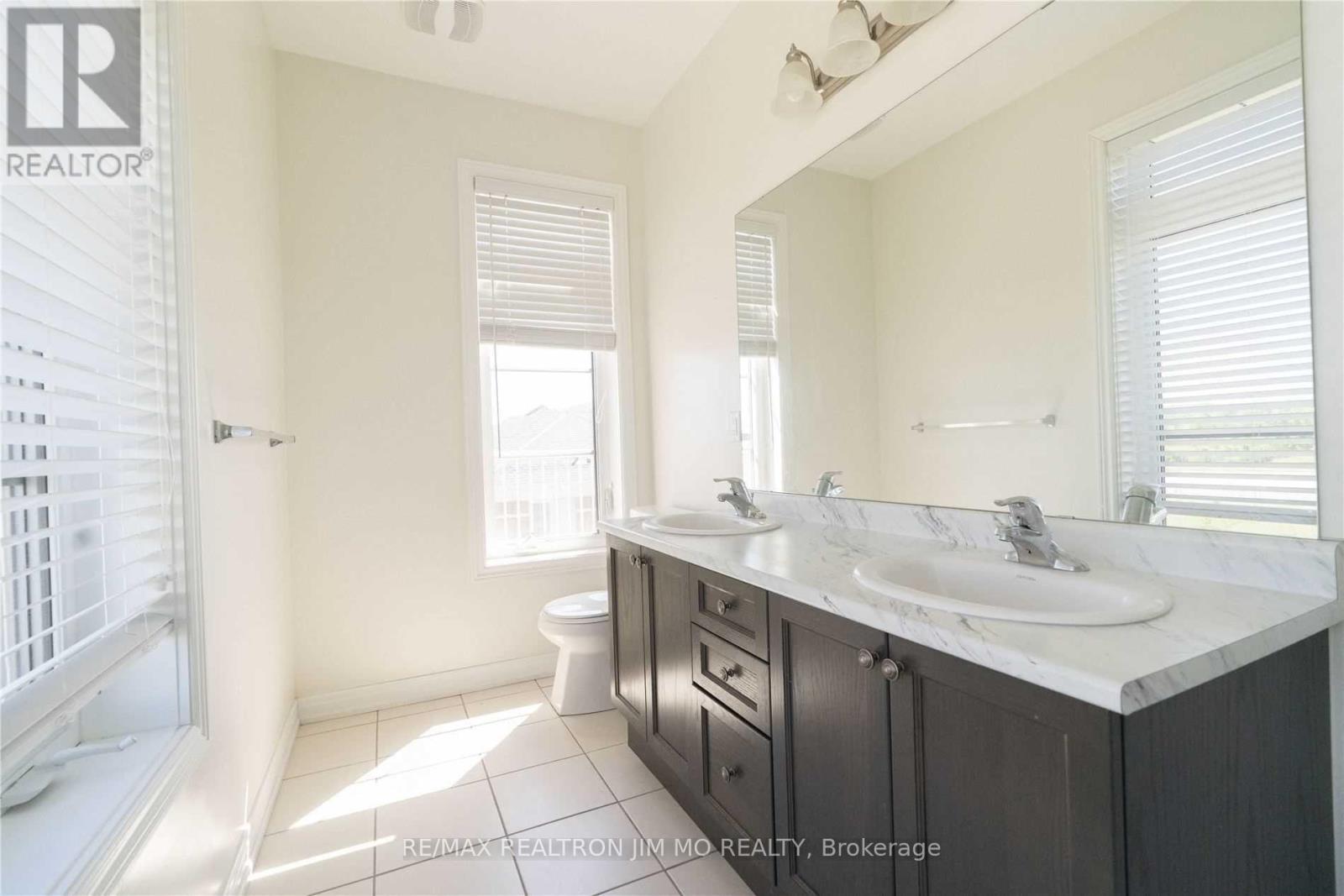 Townhouse at 22 JOHN RUDKIN LANE, Markham