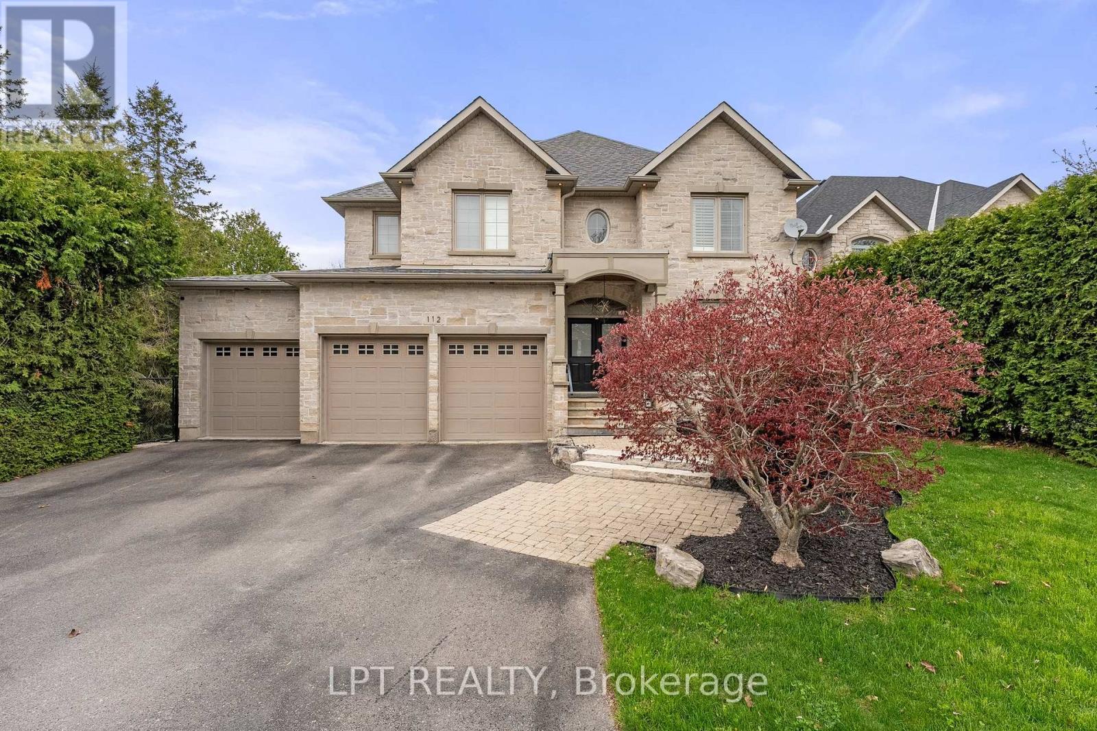 Detached at 112 TYLER STREET, Aurora (Aurora Village)