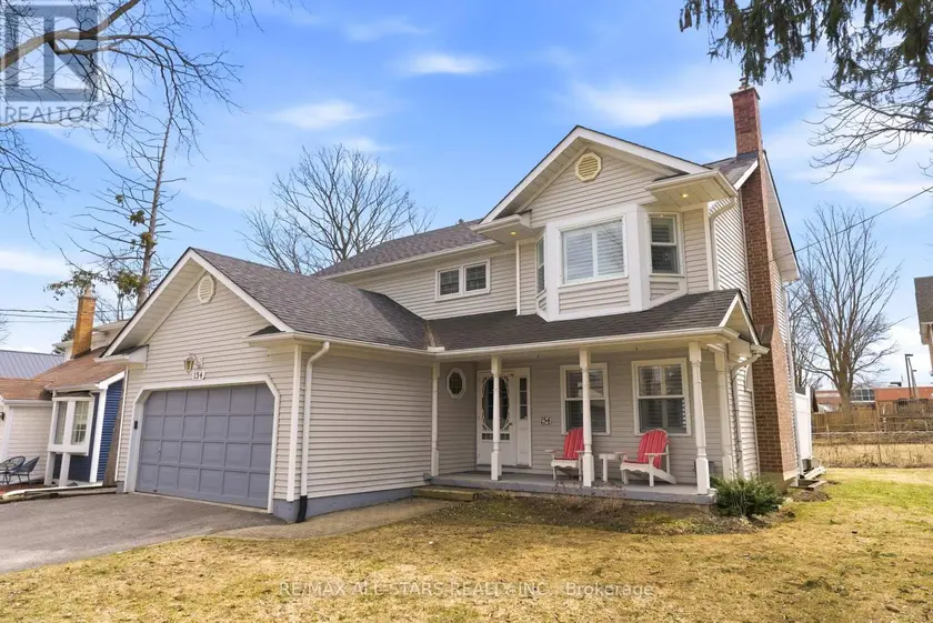 Detached at 154 BROCK STREET E, Uxbridge