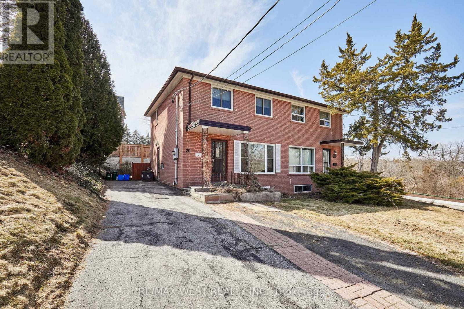 Semi-Detached/Link at 20 MILL STREET, Markham (Vinegar Hill)