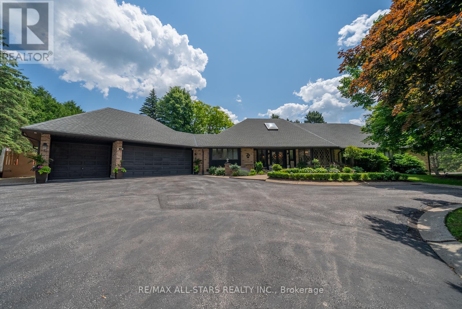 Detached at 3 MARILYN AVENUE, Whitchurch-Stouffville