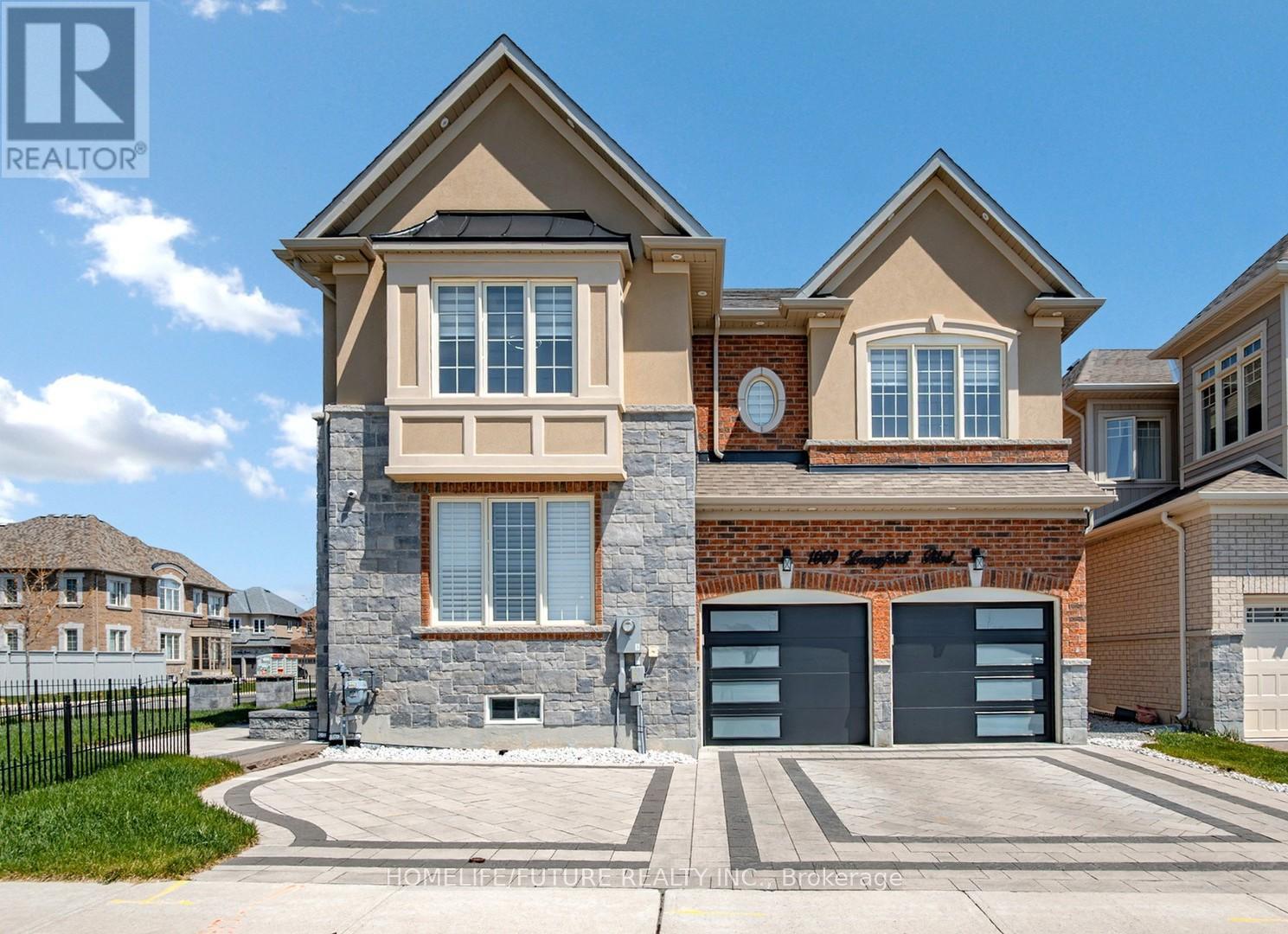 Detached at 1009 LANGFORD BOULEVARD, Bradford West Gwillimbury (Bradford)