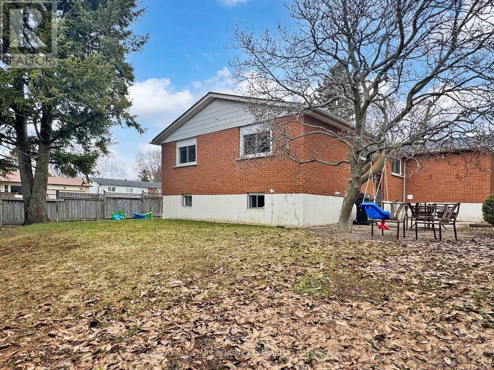 Detached at 30 SIR CARADOC PLACE, Markham
