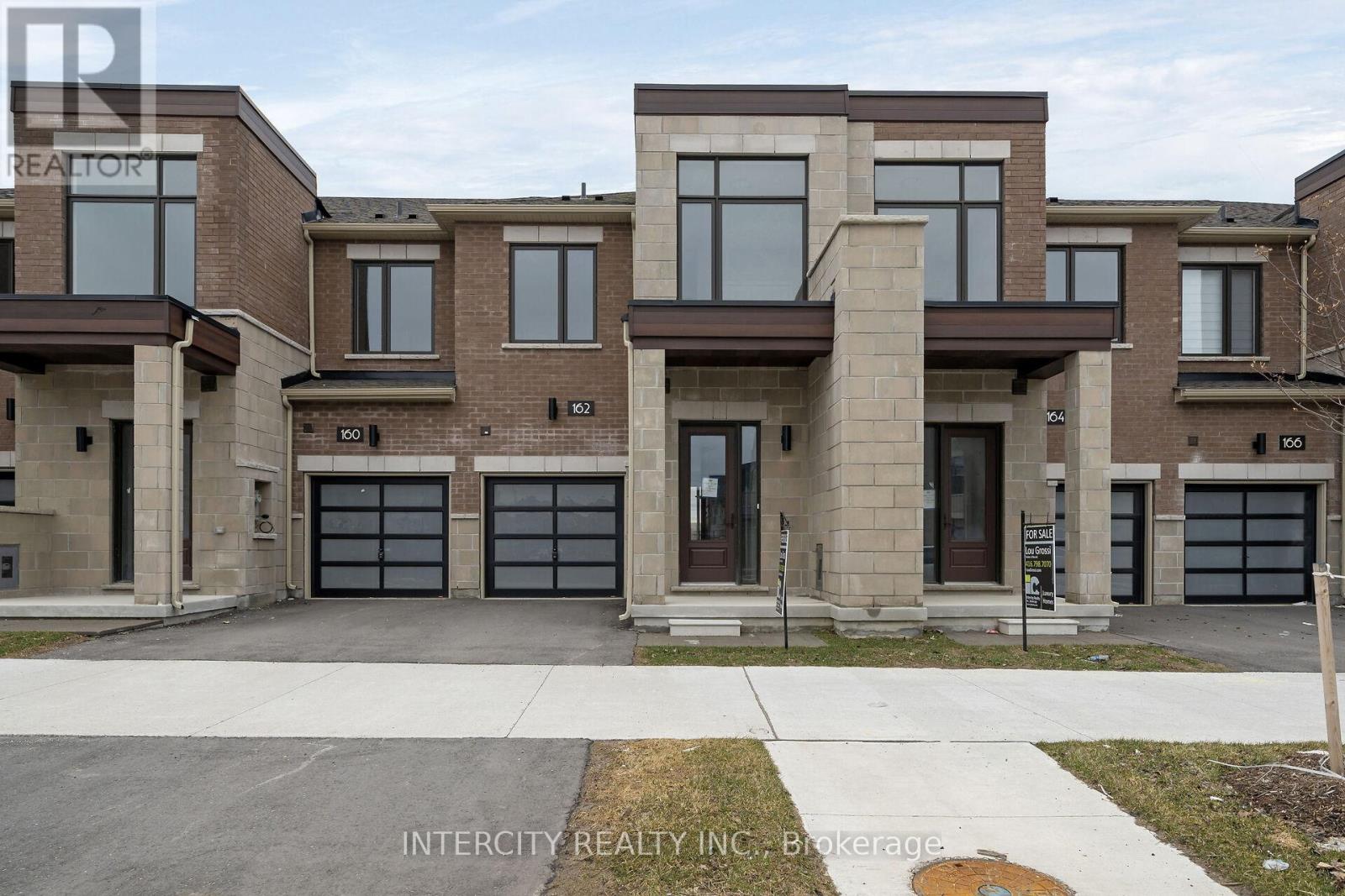 Townhouse at 162 MUMBAI DRIVE, Markham (Middlefield)