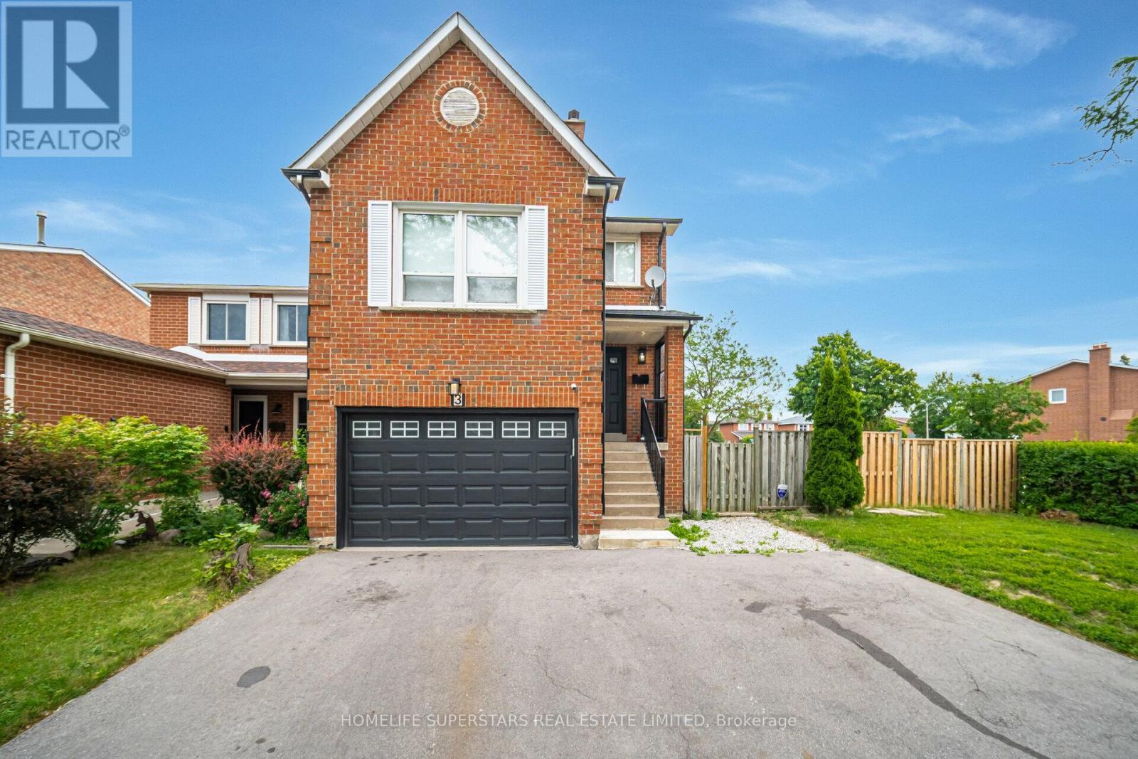 Detached at 3 NEW SEABURY DRIVE, Vaughan (Glen Shields)