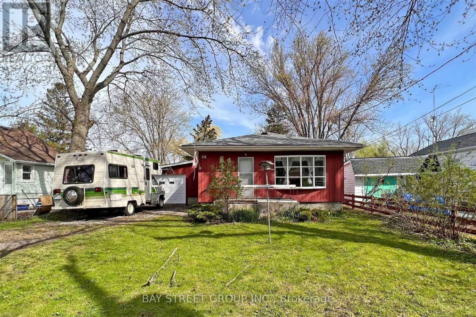 Detached at 26 DOUGLAS ROAD, Richmond Hill (Oak Ridges Lake Wilcox)