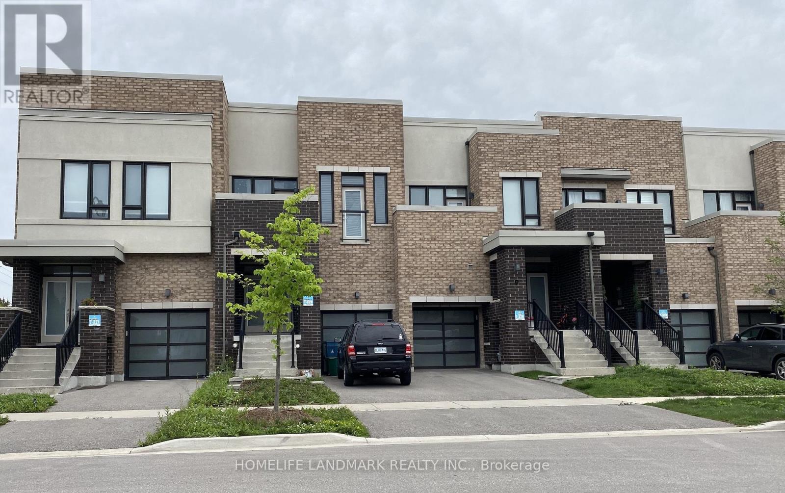 Townhouse at 11 Kohl St,