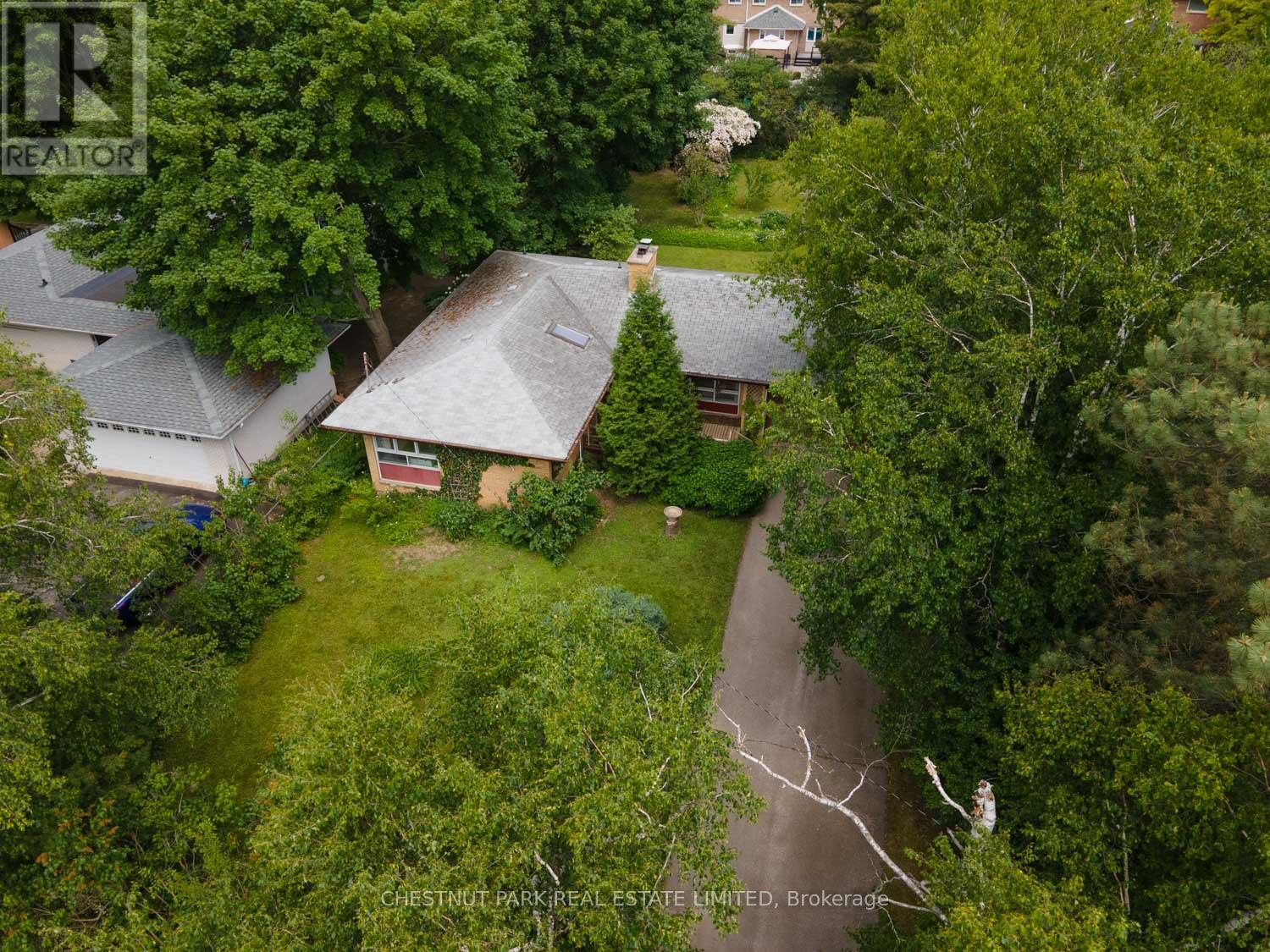 Detached at 2 GALLACHER AVENUE, Richmond Hill (Oak Ridges)