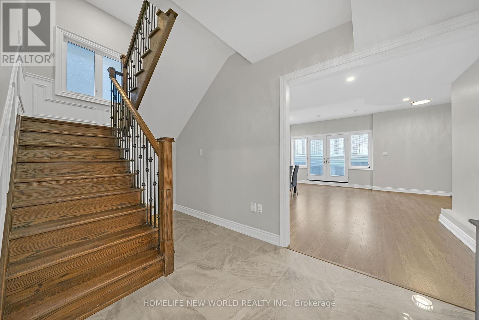 Detached at 10 STANCROFT DRIVE, Richmond Hill