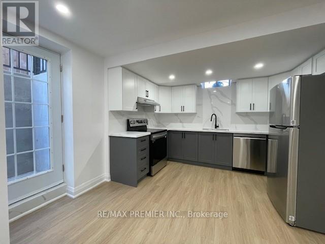 Detached at BSMT - 10 STANTON AVENUE, Vaughan (Vellore Village)
