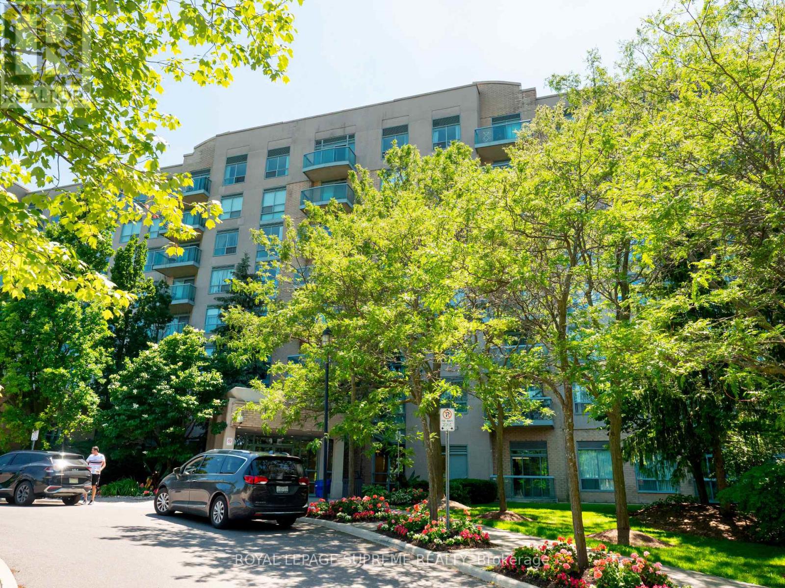 Apartment at 408 - 3 ELLESMERE STREET, Richmond Hill (Langstaff)