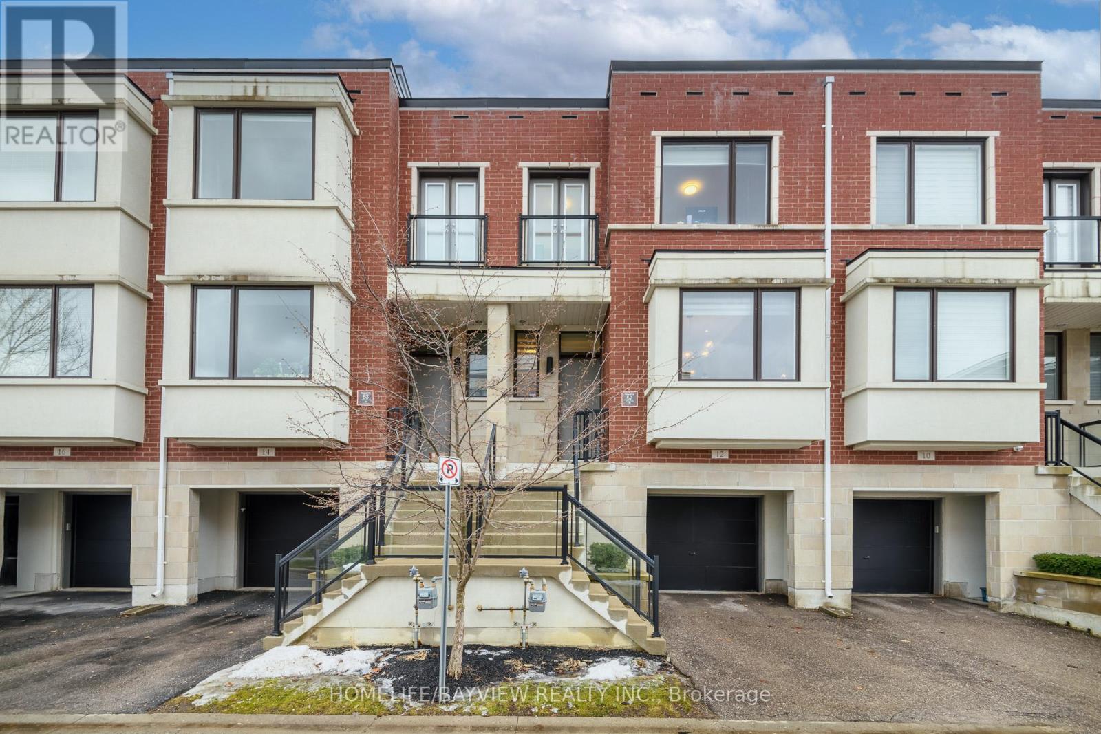 Townhouse at 12 GENUINE LANE, Richmond Hill (Doncrest)