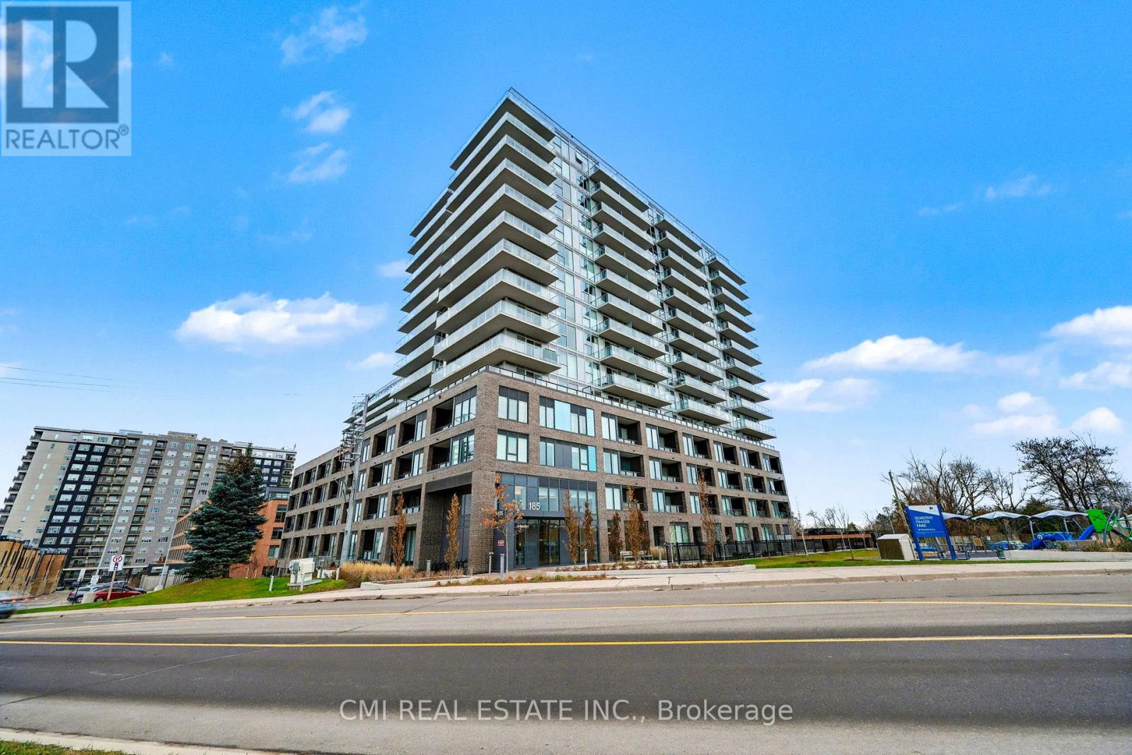 Apartment at 311 - 185 DEERFIELD ROAD N, Newmarket (Central Newmarket)