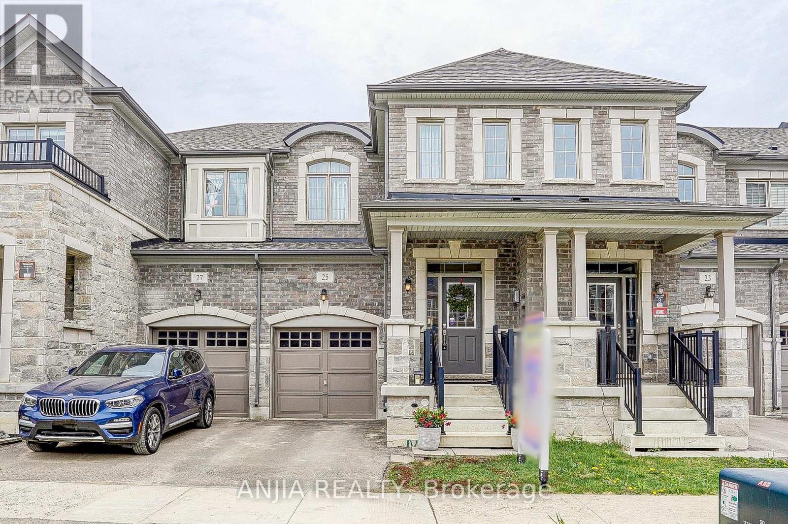 Townhouse at 25 COLLIER CRESCENT, Markham (Wismer)