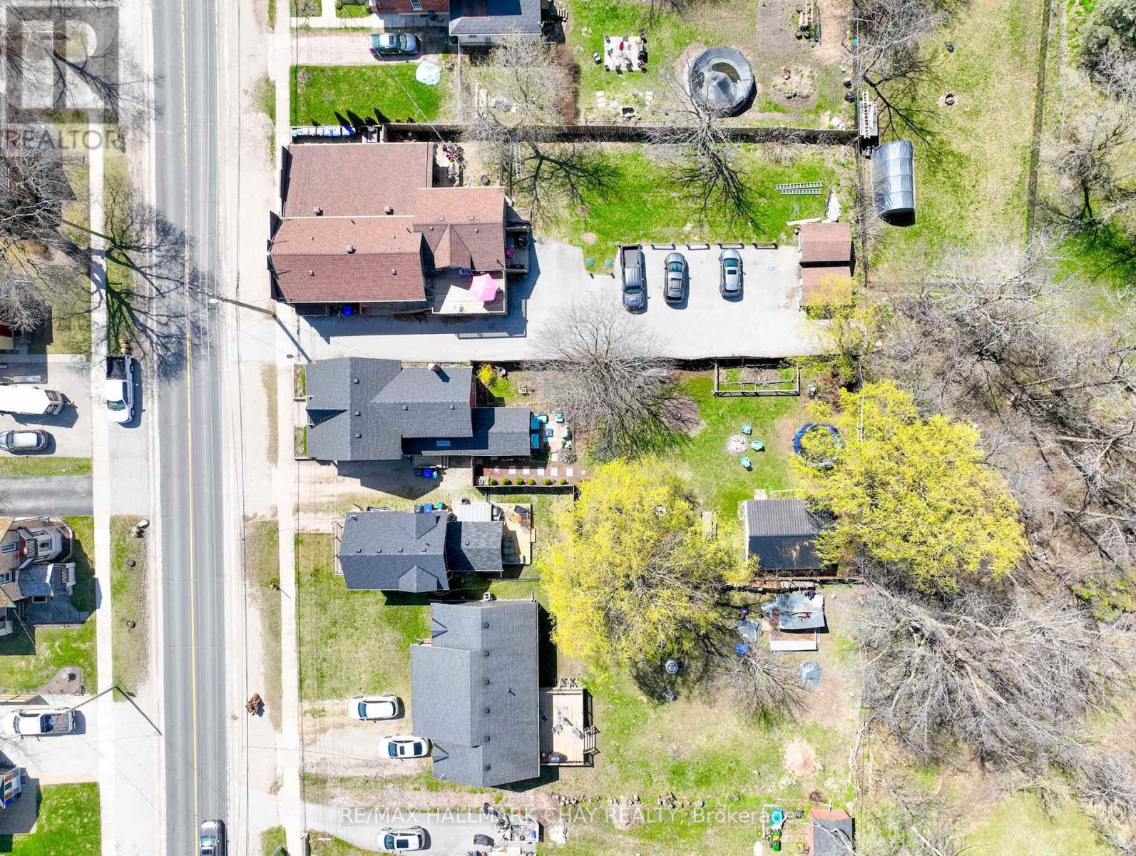 Detached at 8116 MAIN STREET, Adjala-Tosorontio