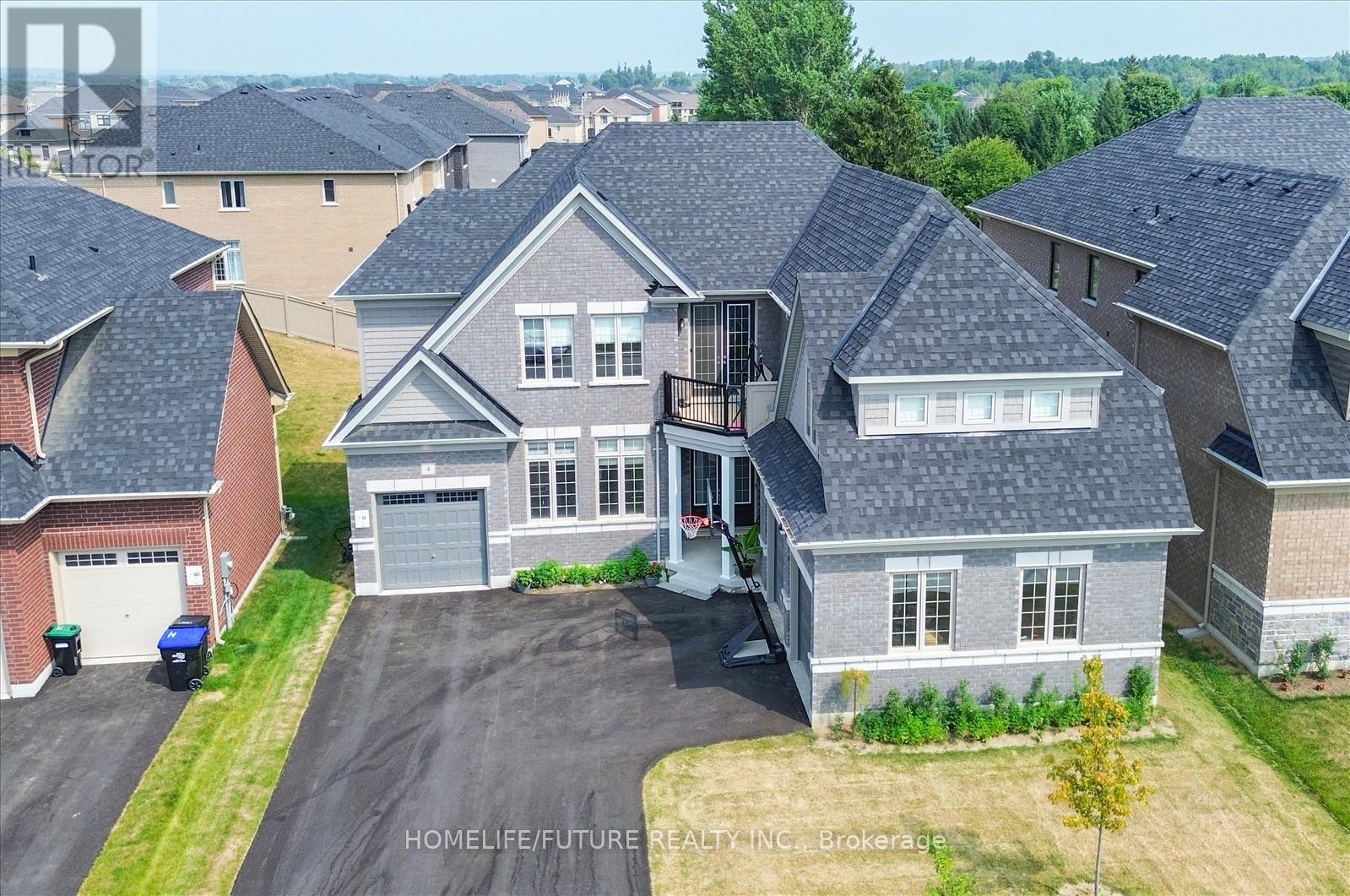 Detached at 4 EMERALD GROVE, Adjala-Tosorontio (Colgan)