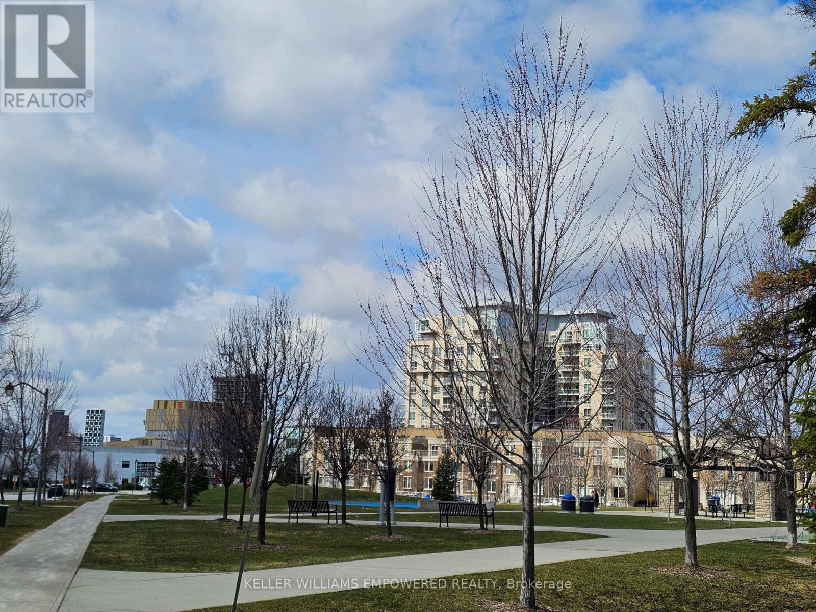 Apartment at 120 - 8323 KENNEDY ROAD, Markham (Village Green-South Unionville)