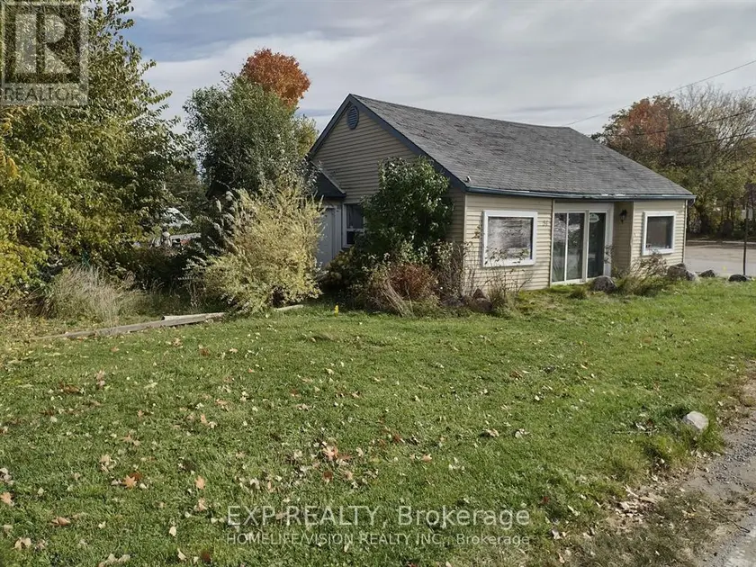 Detached at 51 LAKE DRIVE, Georgina