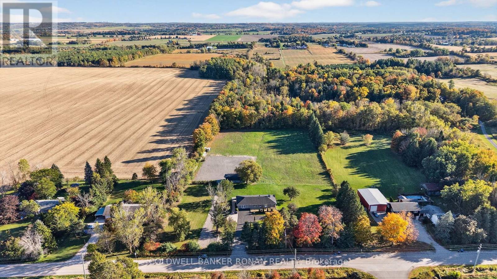 Detached at 5697 2ND LINE, New Tecumseth