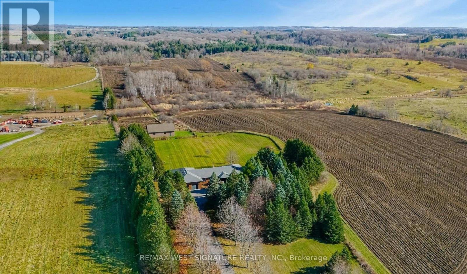 Detached at 13485 8TH CONCESSION, King