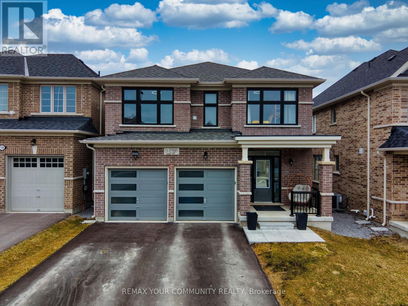 Detached at 17 SAM BATTAGLIA CRESCENT, Georgina