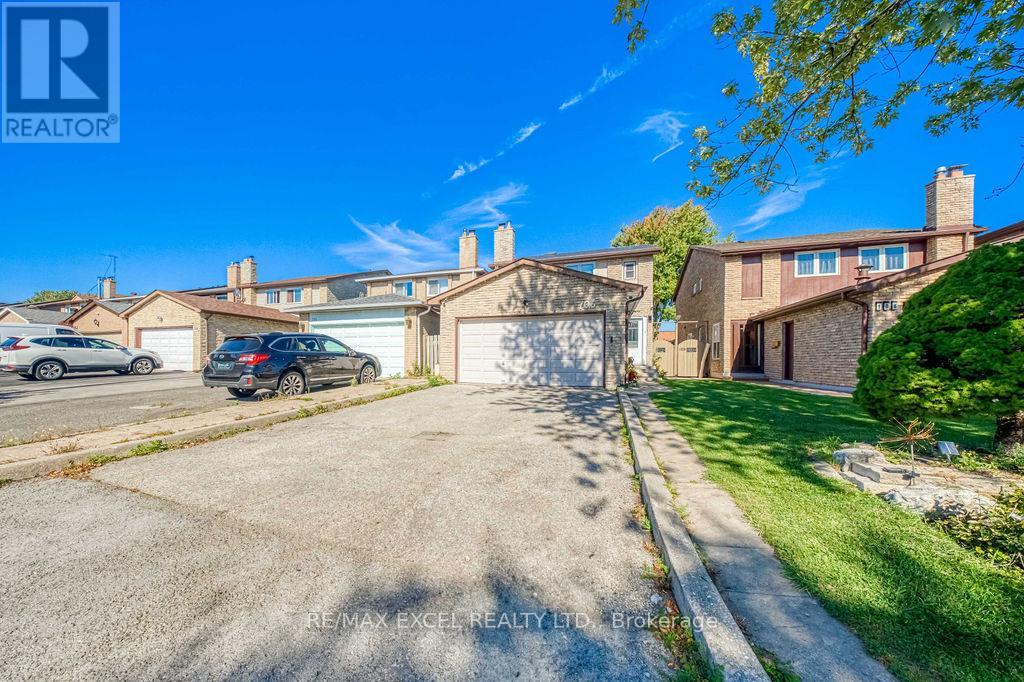 Detached at 106 UPTON CRESCENT, Markham (Milliken Mills West)